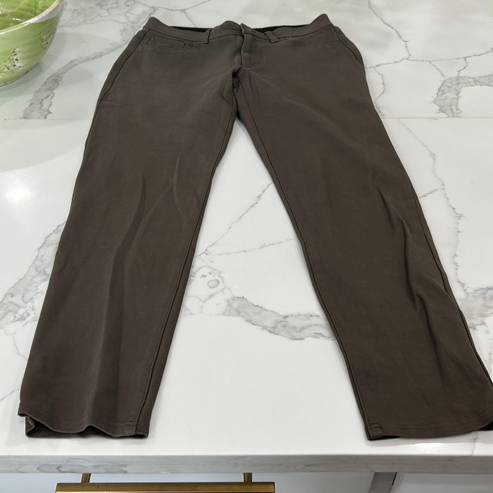 Chicos Jeans Women’s 0.5. Leg Stretch. Elastic Waist (553)